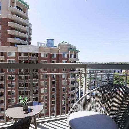 Bright Apartment Walk To Ballston Metro Arlington Zewnętrze zdjęcie