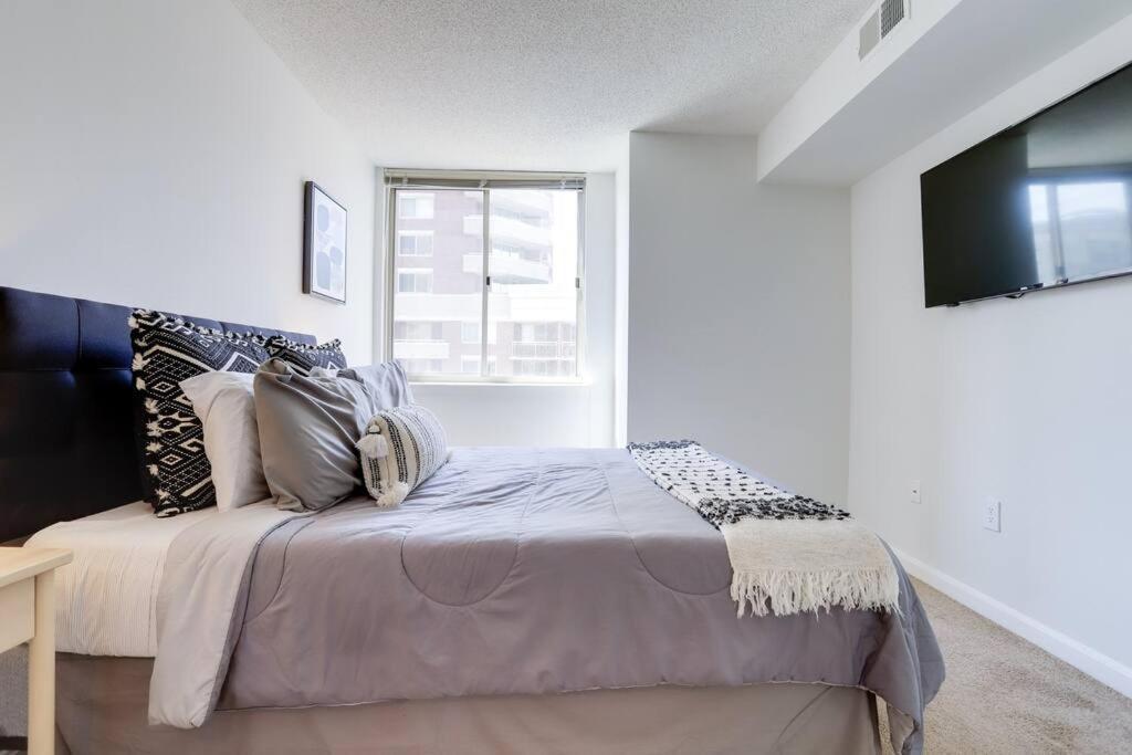 Bright Apartment Walk To Ballston Metro Arlington Zewnętrze zdjęcie