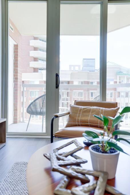 Bright Apartment Walk To Ballston Metro Arlington Zewnętrze zdjęcie