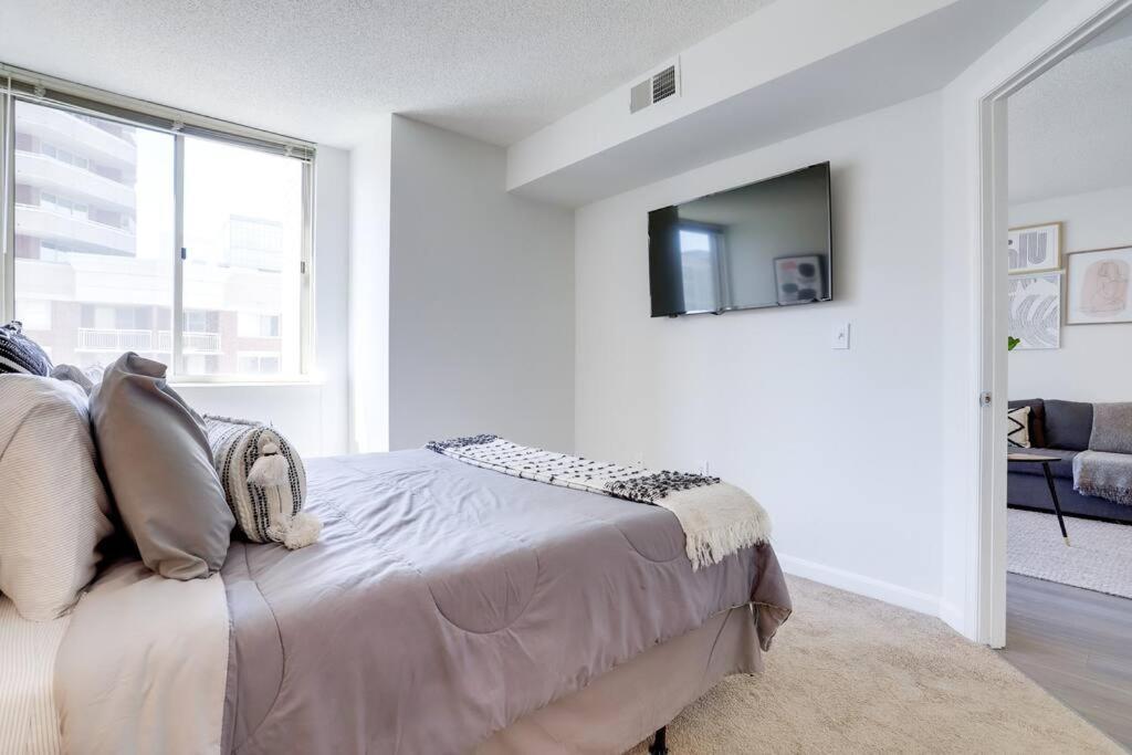 Bright Apartment Walk To Ballston Metro Arlington Zewnętrze zdjęcie